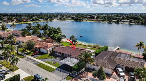 1790 79th St, Hialeah, FL 33014-3236