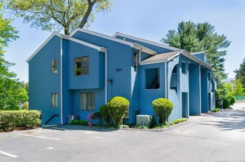 300 Flax Hill Rd, Norwalk, CT 06854-2500