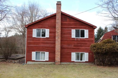 12 Sands Dr, Lyme, CT 06371-1641