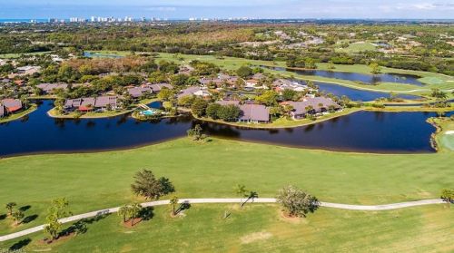 114 Bears Paw Trl, Naples, FL 34105-3122