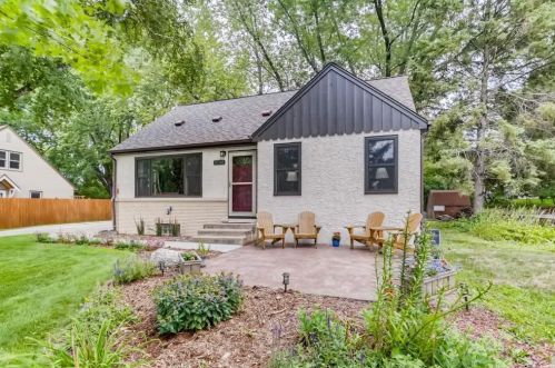 2750 Churchill St, Saint Paul, MN 55113-2045