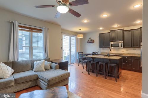 302 Witwer Way, Mount Joy PA  17552-1162 exterior