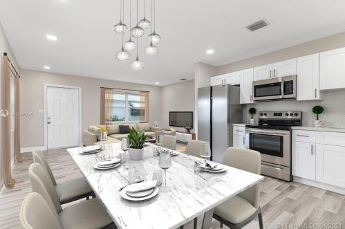 710 55th St, West Palm Beach FL  33407-2612 exterior