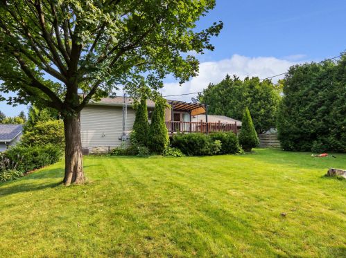 1209 Summit St, Manitowoc, WI 54220-6564