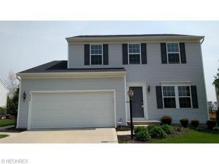 1639 Seabiscuit Dr, Canton, OH 44721-3882