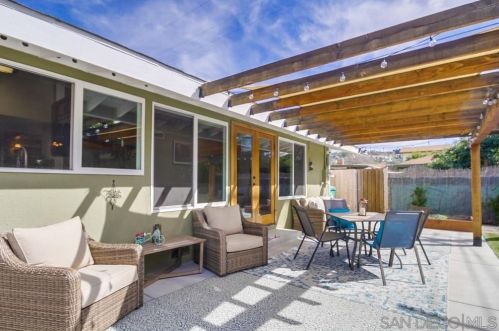 5551 Gala Ave, San Diego CA  92120-1807 exterior