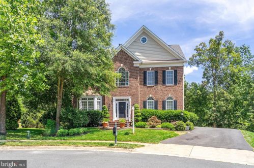 43021 Falls Overlook Ct, Leesburg, VA 20176-6801