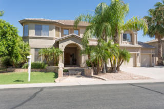 2702 Carla Vista Dr, Chandler, AZ 85225-4205