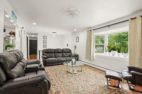 23 Bonita Ave, Bridgeport CT  06611-3107 exterior