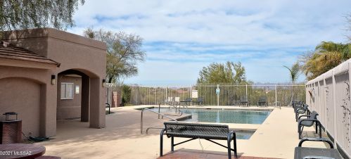 3944 Pine Creek Way, Tucson AZ 85745-7115 exterior