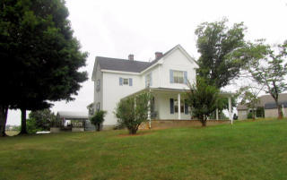 1478 Niles Ferry Rd, Madisonville, TN 37354-6396