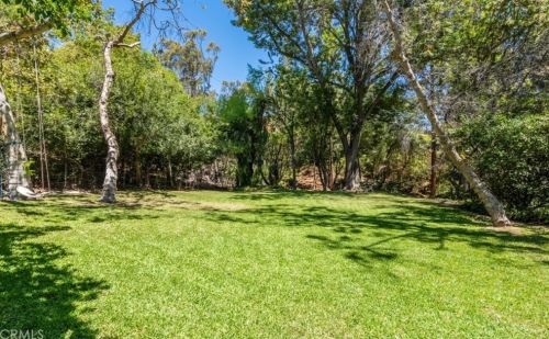 3025 Lakeview Ter, Fullerton, CA 92835-1400