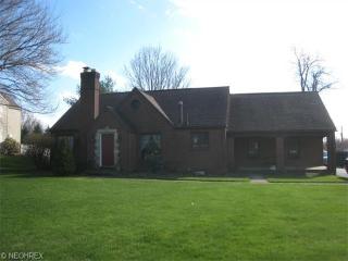 3050 Fulton Dr, Canton, OH 44718-3340