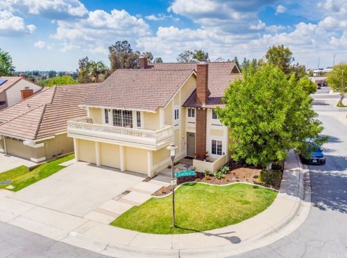 349 Suncrest Cir, Brea, CA 92821-4428