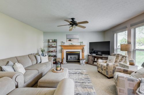 5872 Birch Bark Cir, Darbydale, OH 43123-8796