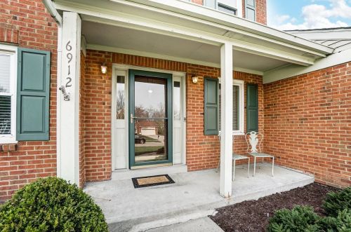 6912 Fox Hill Ln, Cincinnati, OH 45236-4904