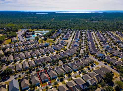 62 Nelly St, Freeport FL  32439-7615 exterior