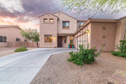 6404 Wolf Valley Way, Tucson, AZ 85757-6986