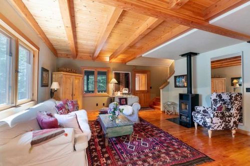 11682 Chalet Rd, Truckee, CA 96161-6717