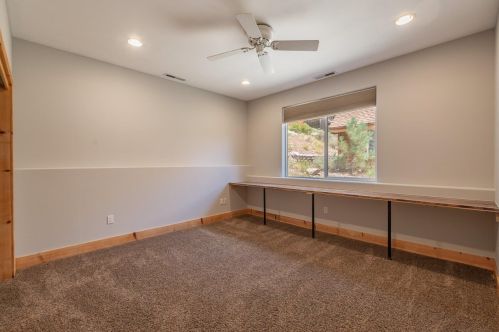 14520 Reed Ave, Truckee CA 96161-3610 exterior