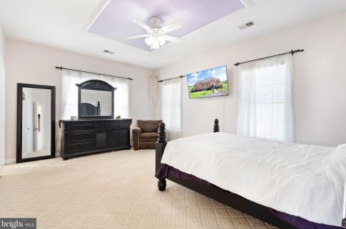 15840 Parnell Ct, Haymarket VA  20169-1667 exterior