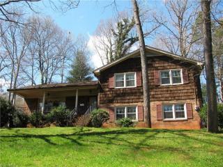 3000 Ormond Dr, Winston Salem, NC 27106-5015