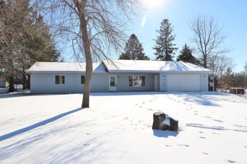 416 3rd Ave, Sedan, MN 56334-1332
