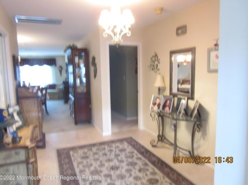 17 Carter Way, Bricktown, NJ 08723-7837