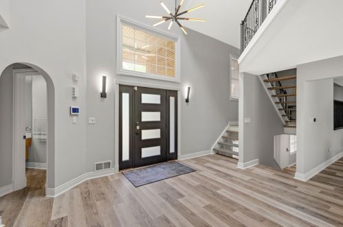 2114 Blairmont Dr, Pittsburgh PA  15241-2205 exterior