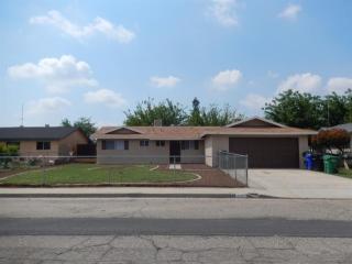 245 Walch St, Porterville, CA 93257-2765