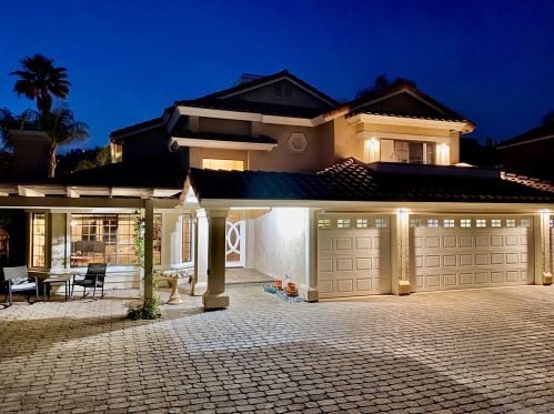 9820 Bonnie Vista Pl, La Mesa, CA 91941-6977