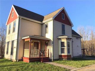 403 Main St, Holland, NY 14080-9511