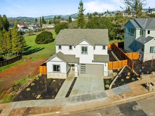 1915 Lyon Ct, Santa Rosa, CA 95403-0974