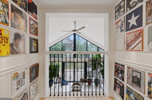 303 Nutley Ave, Nutley NJ  07110-2435 exterior