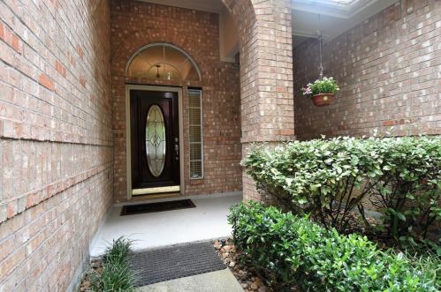 183 Victoria Glen Dr, Conroe, TX 77384-4691
