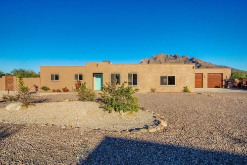 9002 Morning View Dr, Tucson, AZ 85704-3554