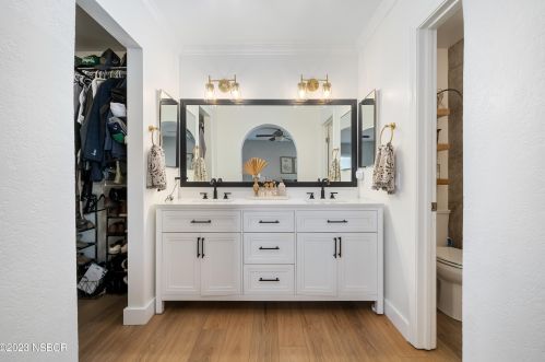 359 Wilson Dr, Santa Maria CA  93455-4764 exterior