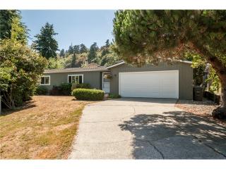 9305 125th Pl, Kirkland, WA 98034-2793