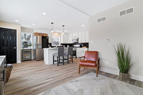 3662 32nd St, Milwaukee WI  53221-1115 exterior