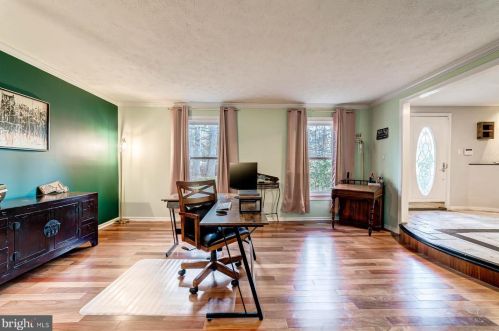 5838 Fitzhugh St, Springfield VA  22015-3625 exterior