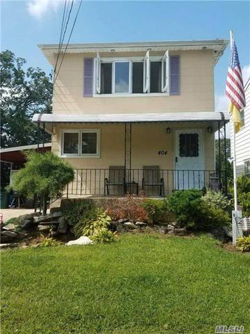 404 Kirkman Ave, Floral Park, NY 11003-3700
