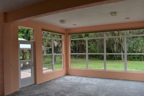 519 Laurel Rd, Nokomis FL  34275-5243 exterior
