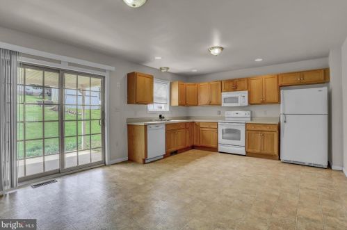 343 Atlantic Ave, Red Lion PA  17356-1509 exterior