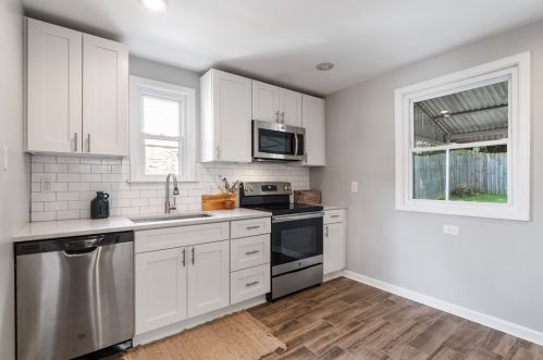 1542 Hawthorne St, Pittsburgh PA  15201-2046 exterior