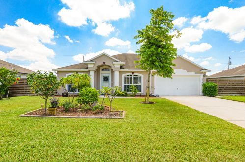 4641 Obelisk St, Fort Pierce, FL 34953-6734