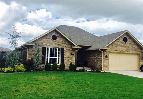 2209 Timbers Blvd, Shawnee, OK 74804-2212