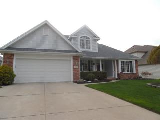 6039 Thousand Oaks Dr, Toledo, OH 43613-5628