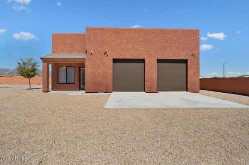 19932 Edgemont Ave, Buckeye, AZ 85396-3623