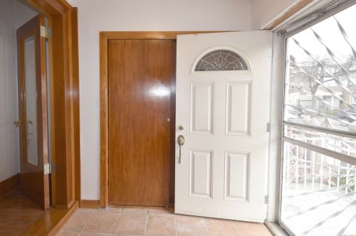 101-20 118th St, Jamaica, NY 11418-2302