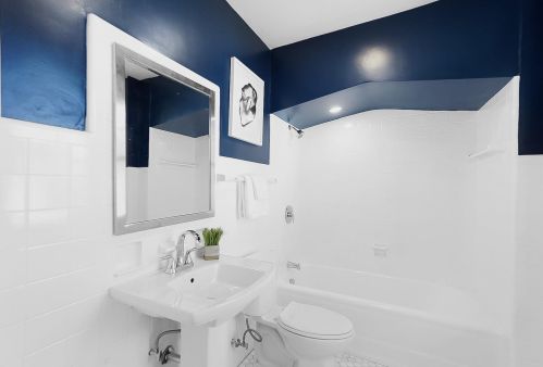 3334 Claramont Ave, Cincinnati OH  45209-1809 exterior